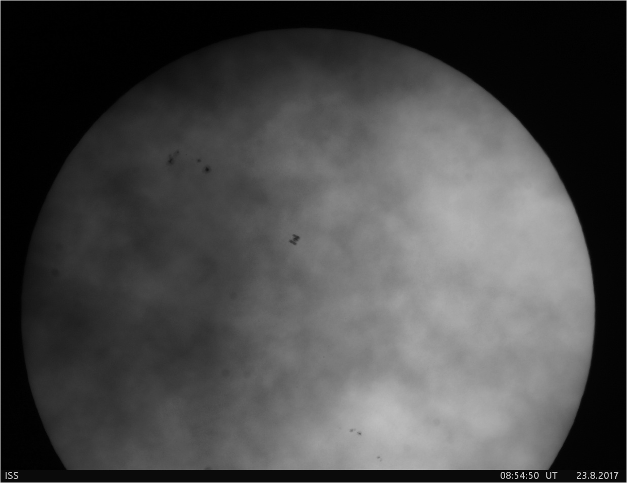 tranzit ISS přes Slunce