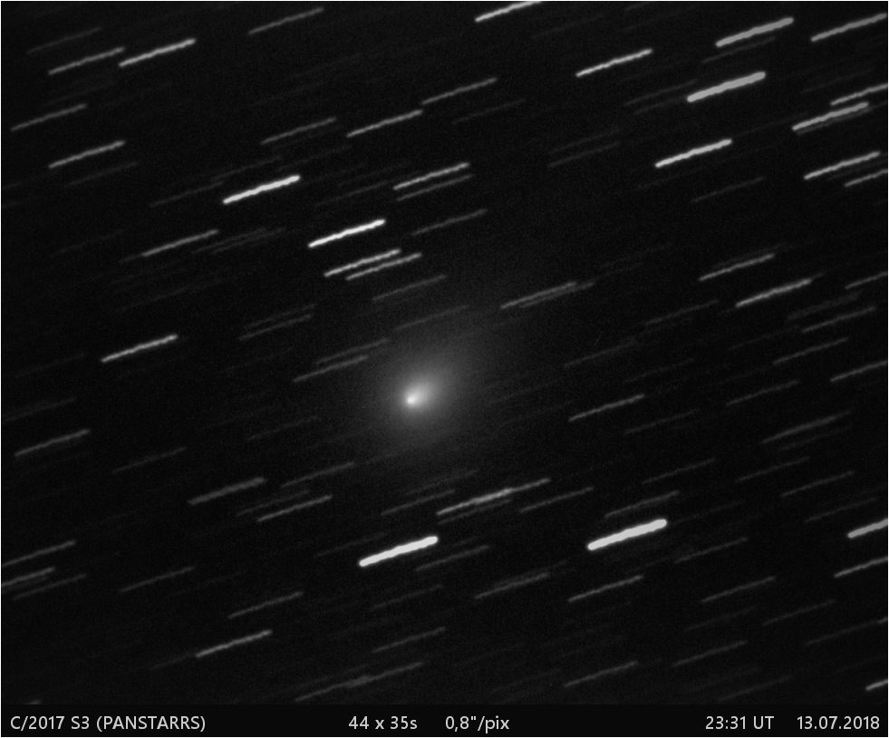 kometa  C/2017 S3 ( PANSTARRS)