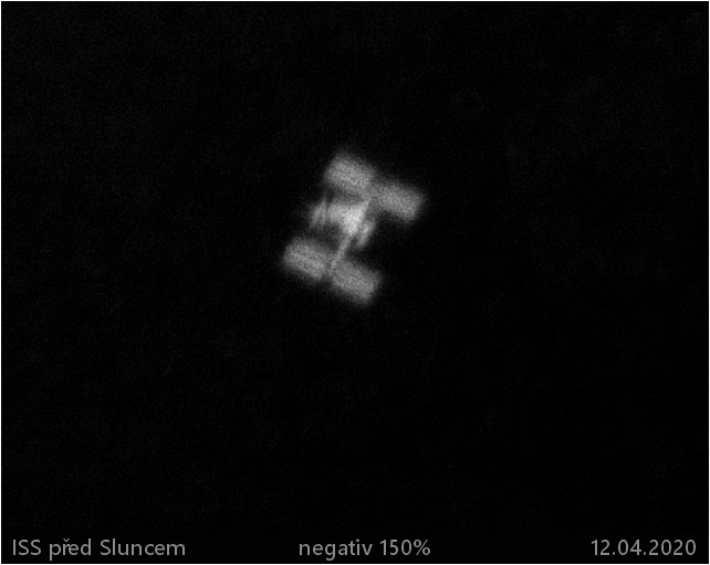  ISS tranzit přes Slunce