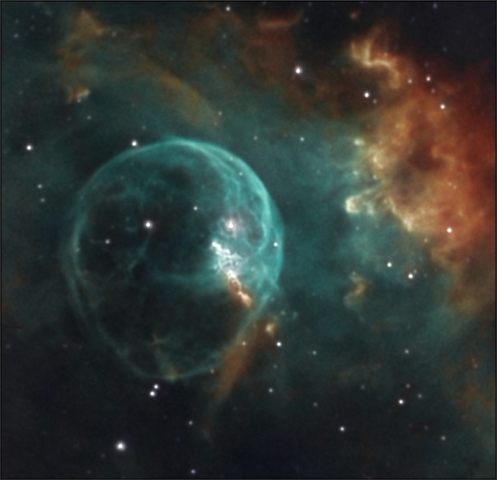 NGC7635, Caldwell 11 Bublinka v tricoloru