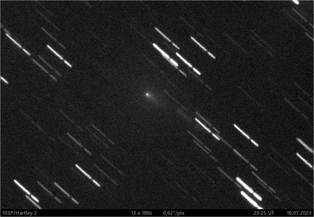 kometa 103P/Hartley 2