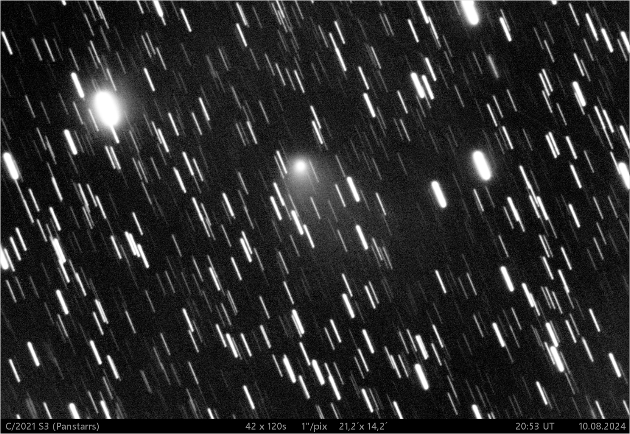 kometa C/2021 S3 (Panstarrs)