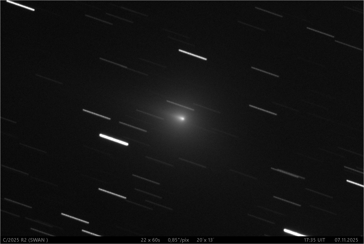 kometa C/2025 R2 (SWAN)